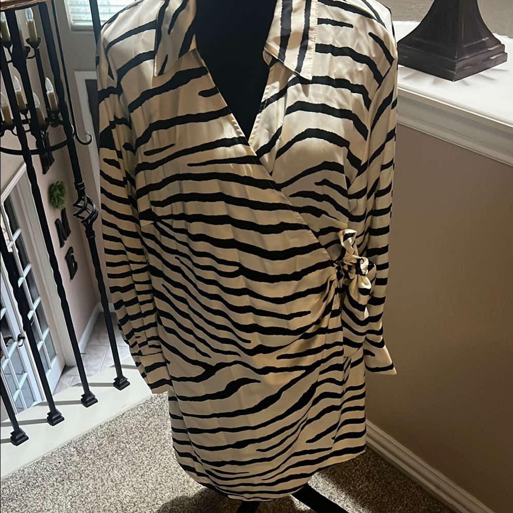 H&M Black and White Wrap Blouse with Notched Collar